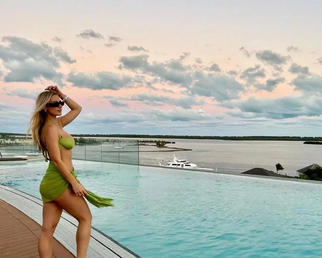****  Resorts World Bimini Bayley Town Bahamas