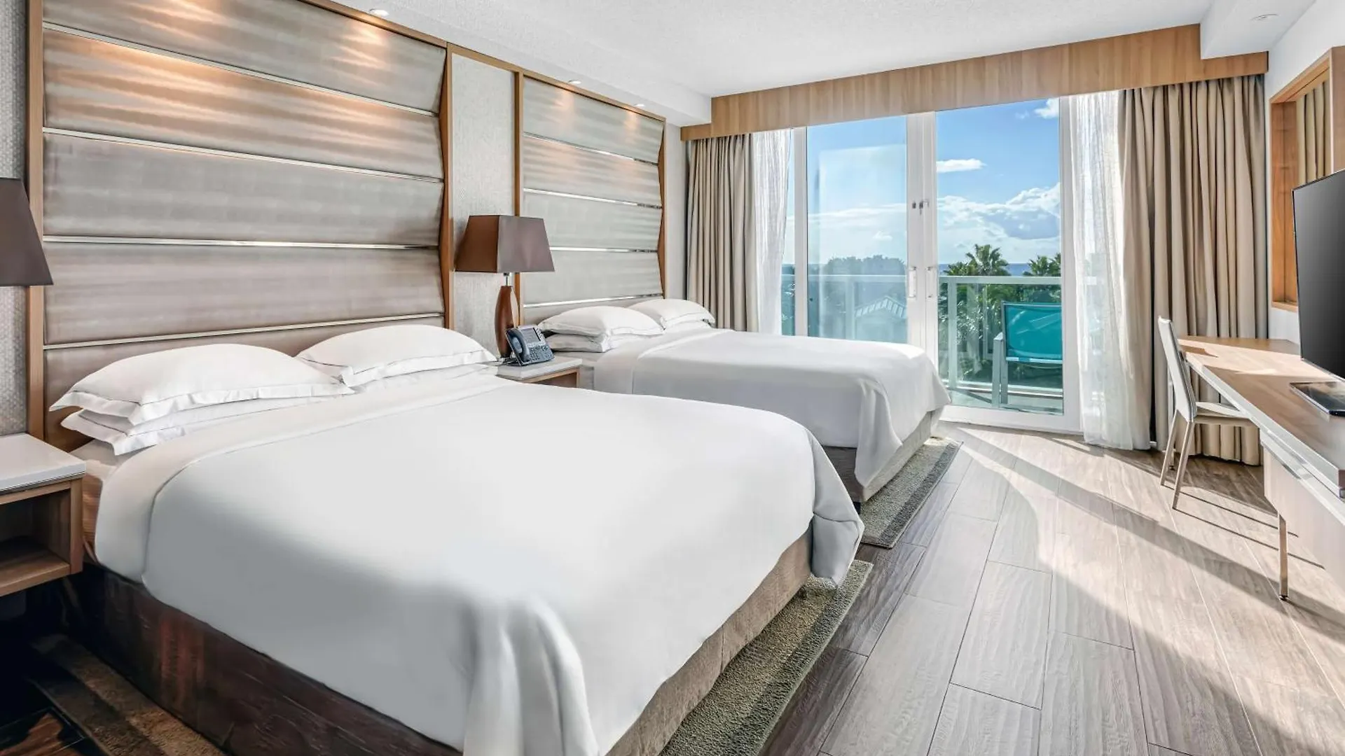 ****  Resorts World Bimini Bayley Town Bahamas